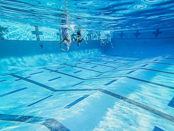 Détente à Assérac dans un camping avec piscine couverte